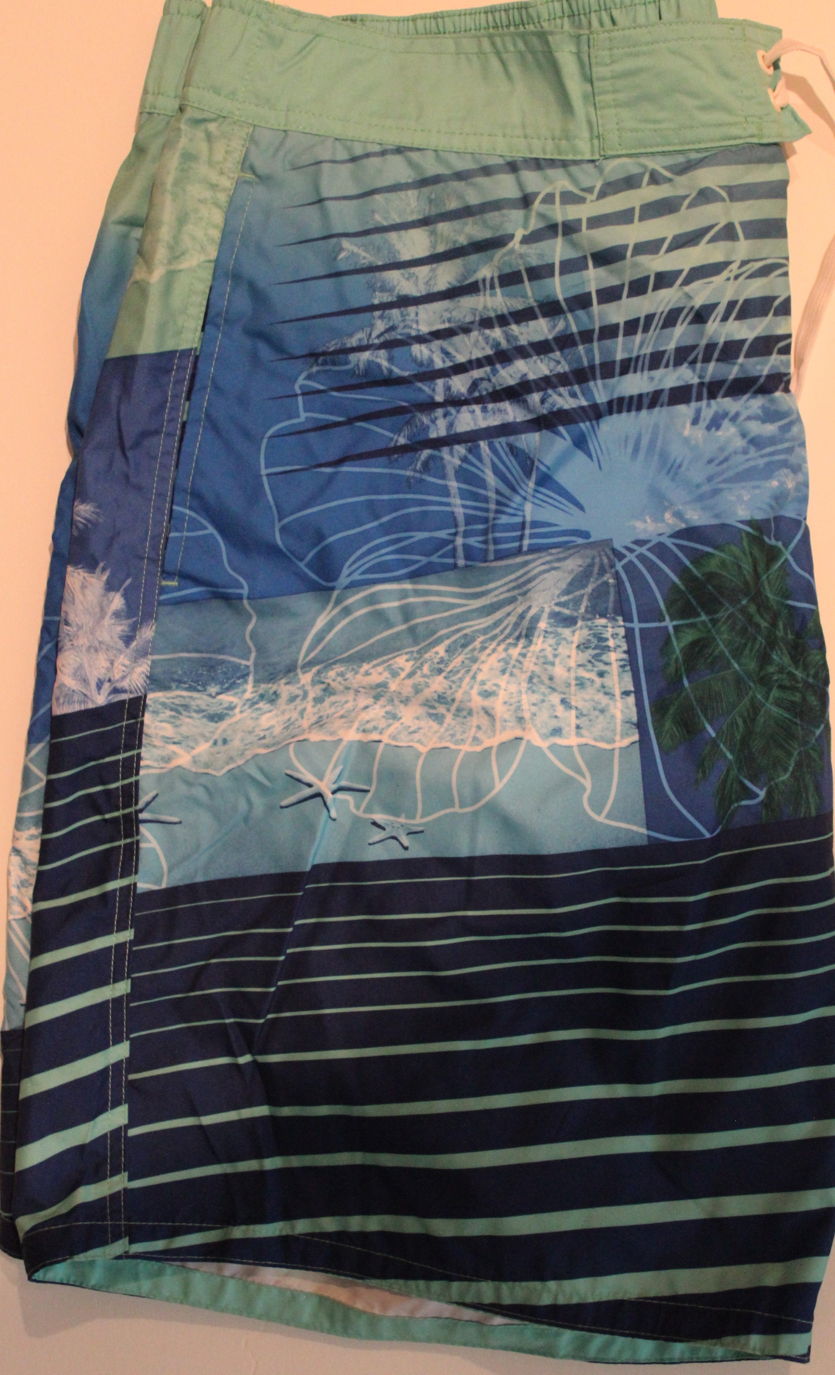 Men's Swimwear "JOE BOXER" Size 38 Multi-color Poly,Elastic&  Draw String