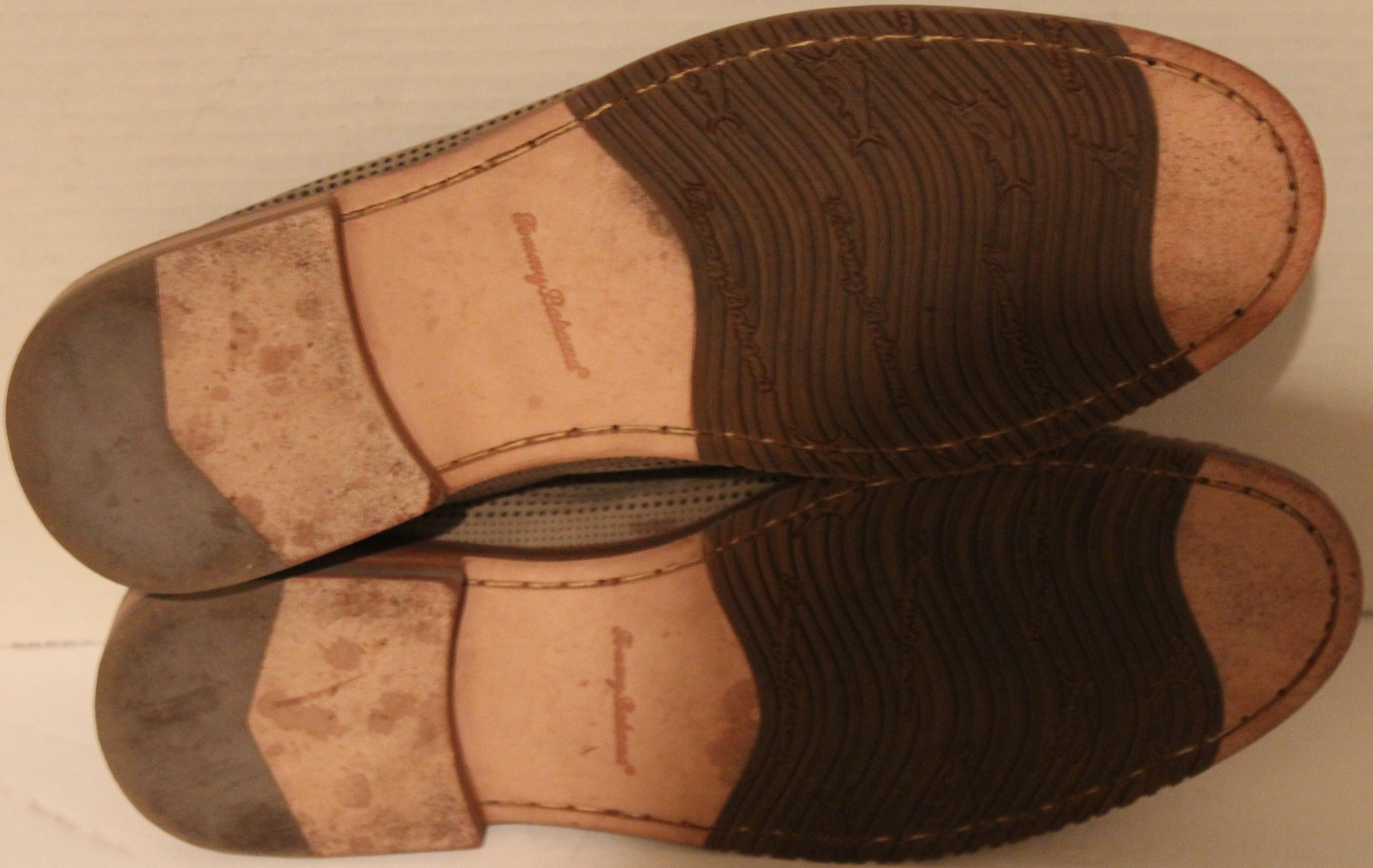 Men Shoes "TOMMY BAHAMA" Loafers Size 9.5M Leather Gray
