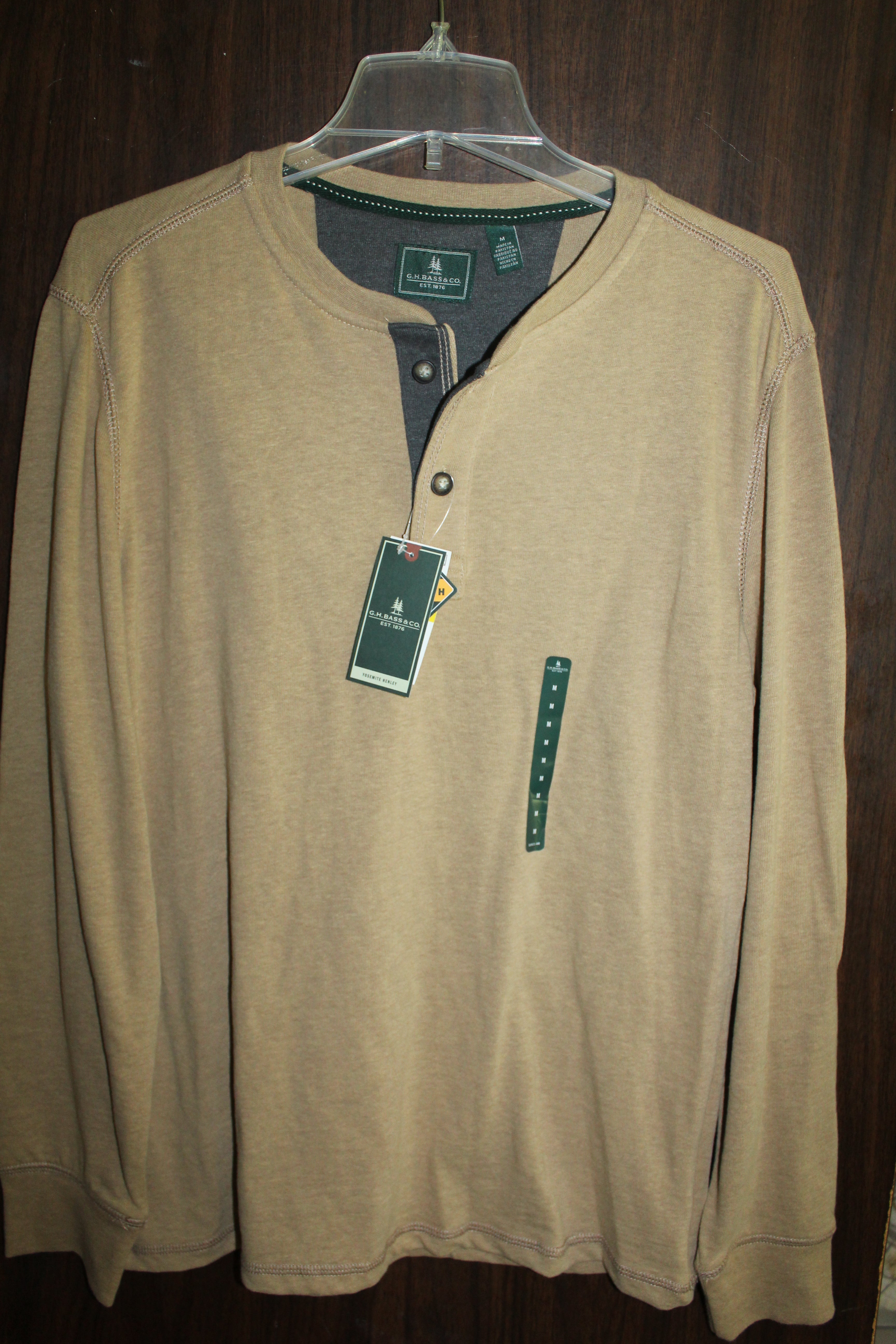 Men Long Sleeve Polo "G.H.BASS" Size MEDIUM 100% Cotton NWT
