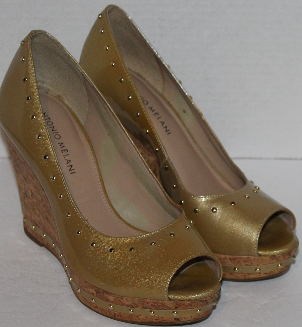 Women Shoes "ANTONIO MELANI"Wedges Size 7M Gold Pep Toe NEW