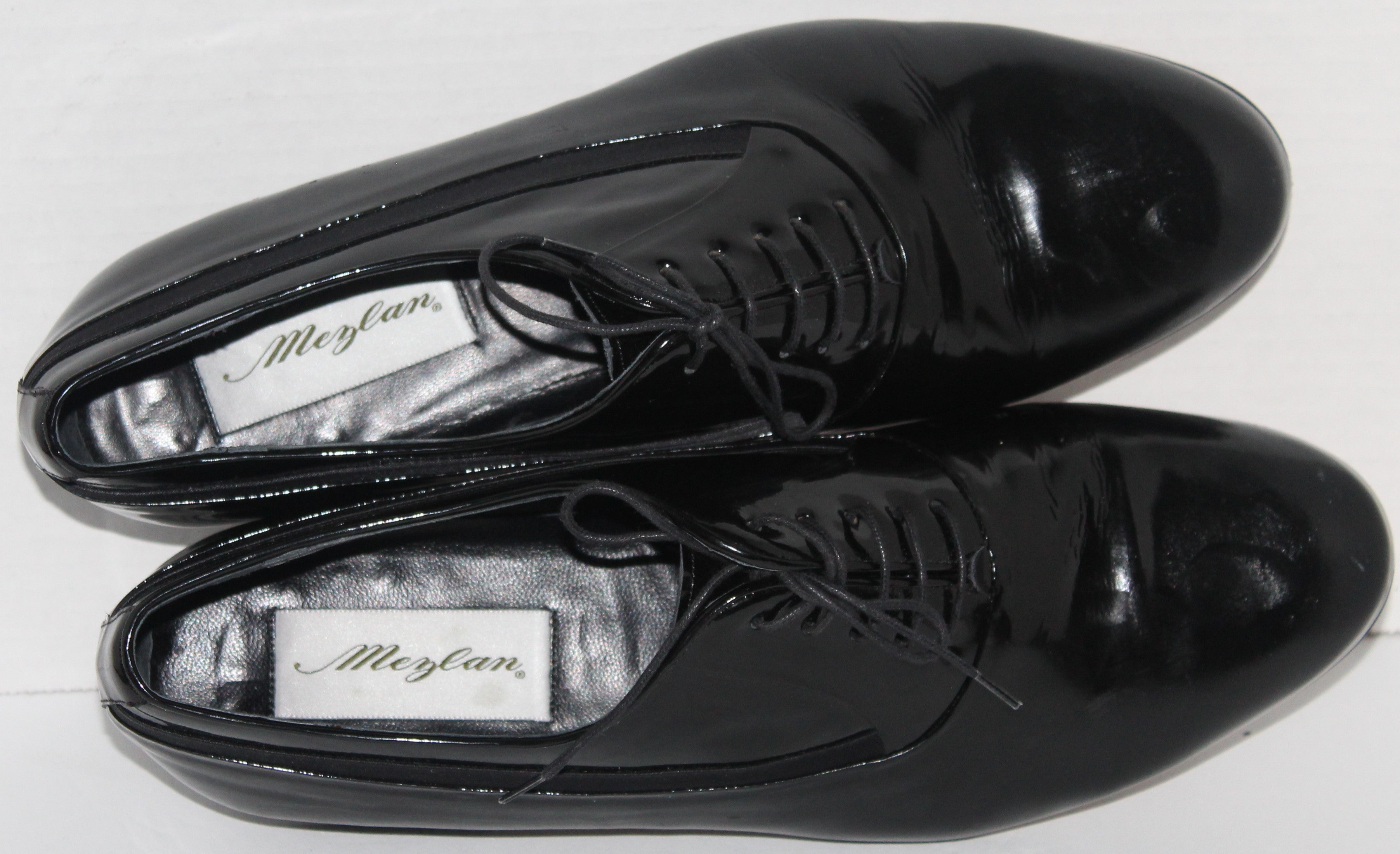 Men's Dress Oxfords "MEZLAN" Size 10M Black Patent Leather