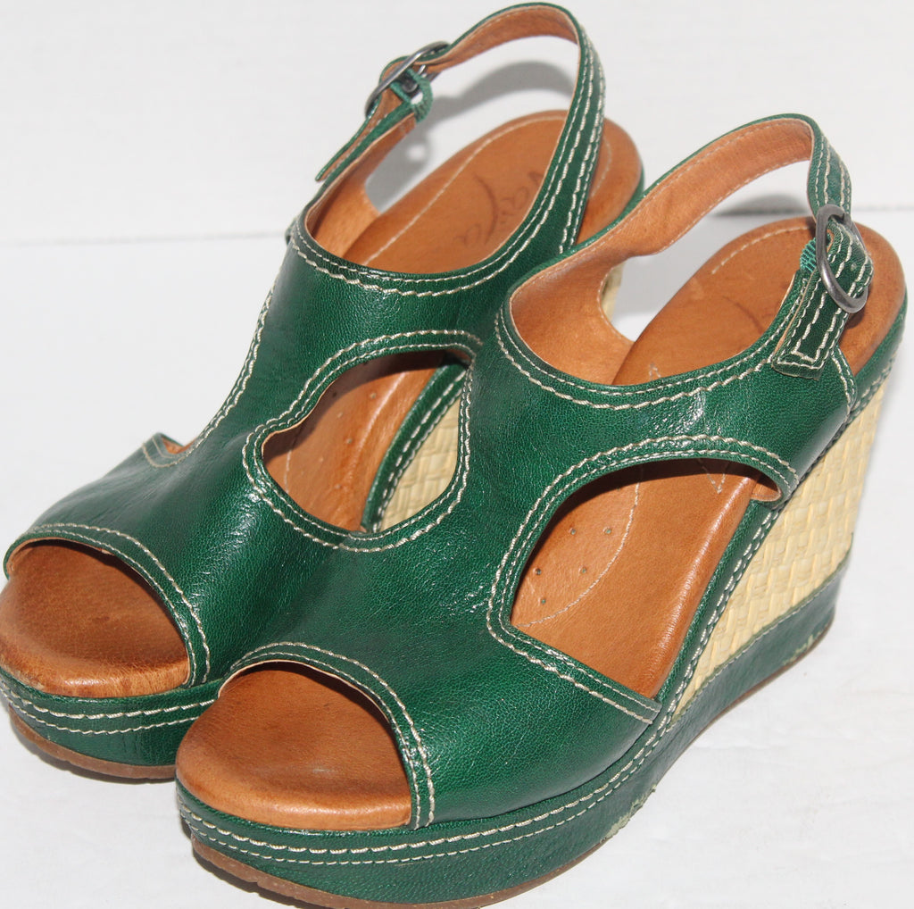 Women Sandals "NAYA" Size 7.5M Green Open Toe Sling Back