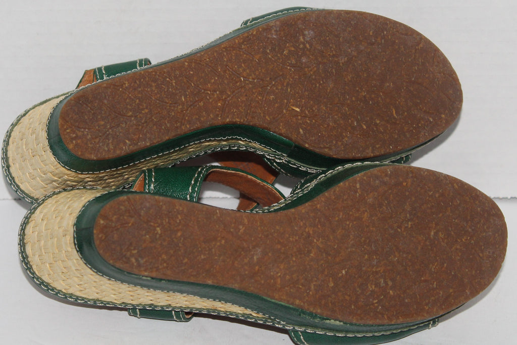 Women Sandals "NAYA" Size 7.5M Green Open Toe Sling Back