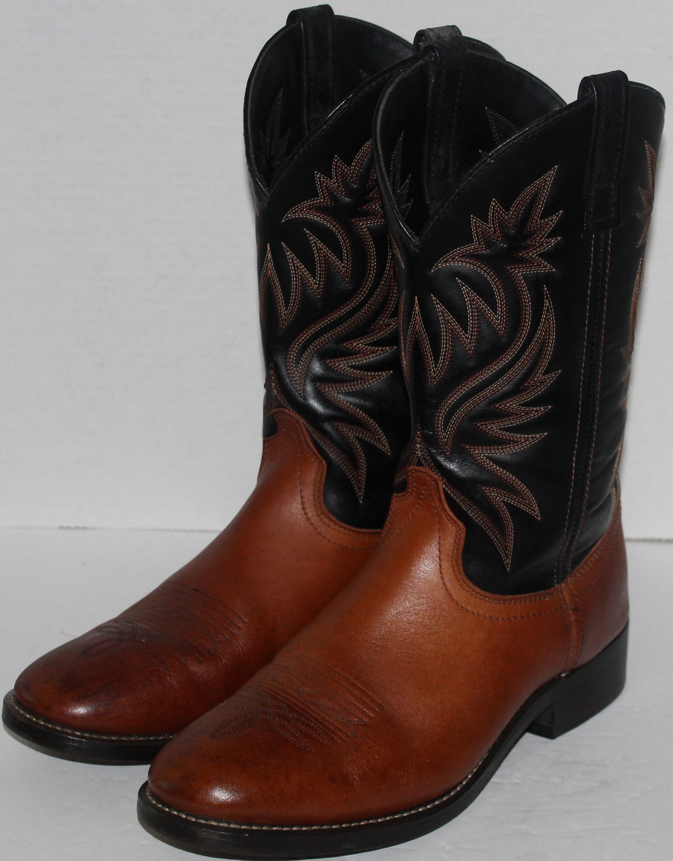 Men Boots "LAREDO" Size 10D Brown Leather Shaft Man Made Outsoles