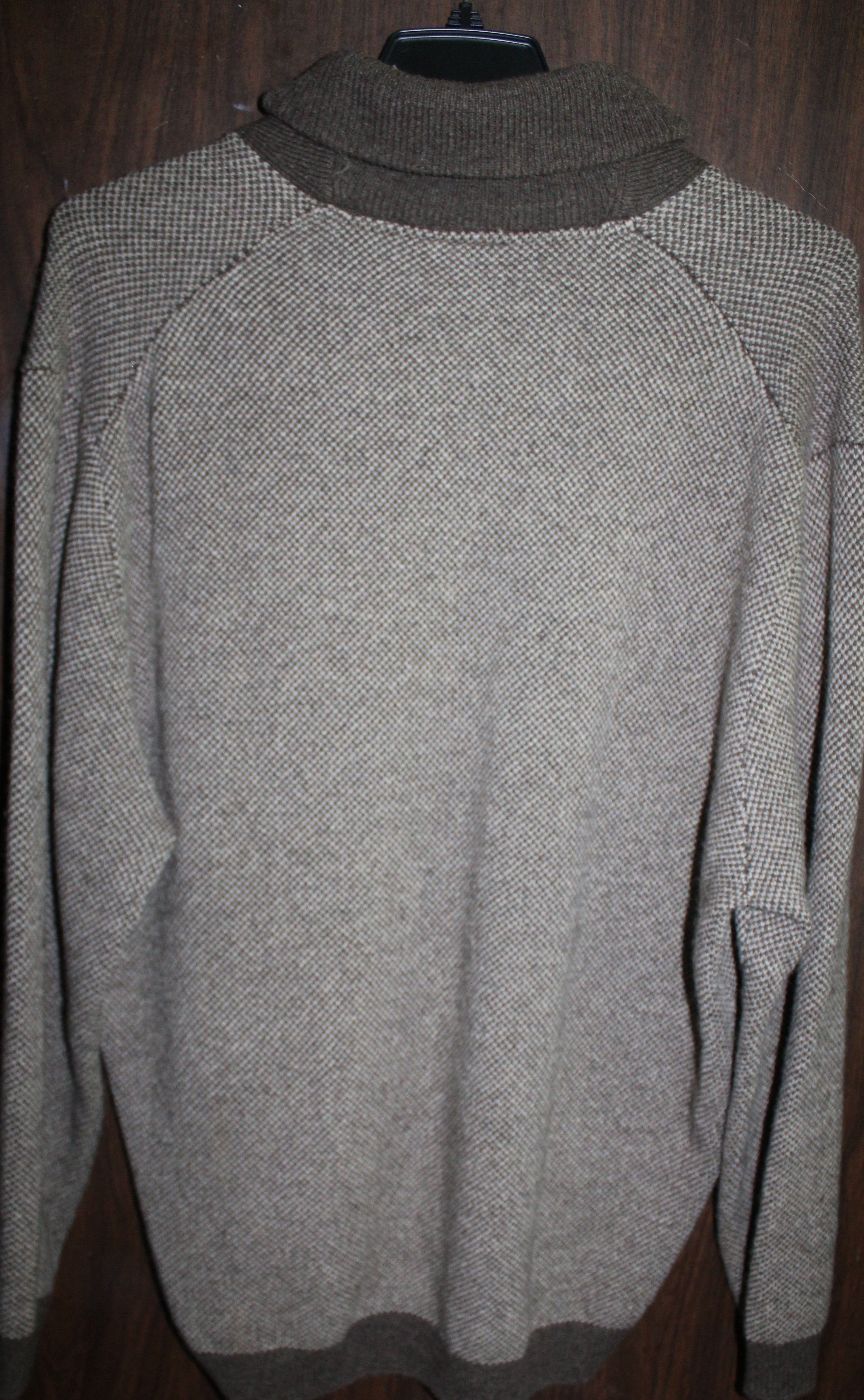 Men Sweater "JoS.A.BANK" Size XX-LARGE Lambs Wool Brown NWT