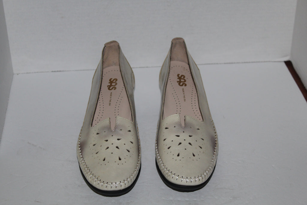 Women Shoes "SAS" Loafers Size 8.5M Biege Leather New