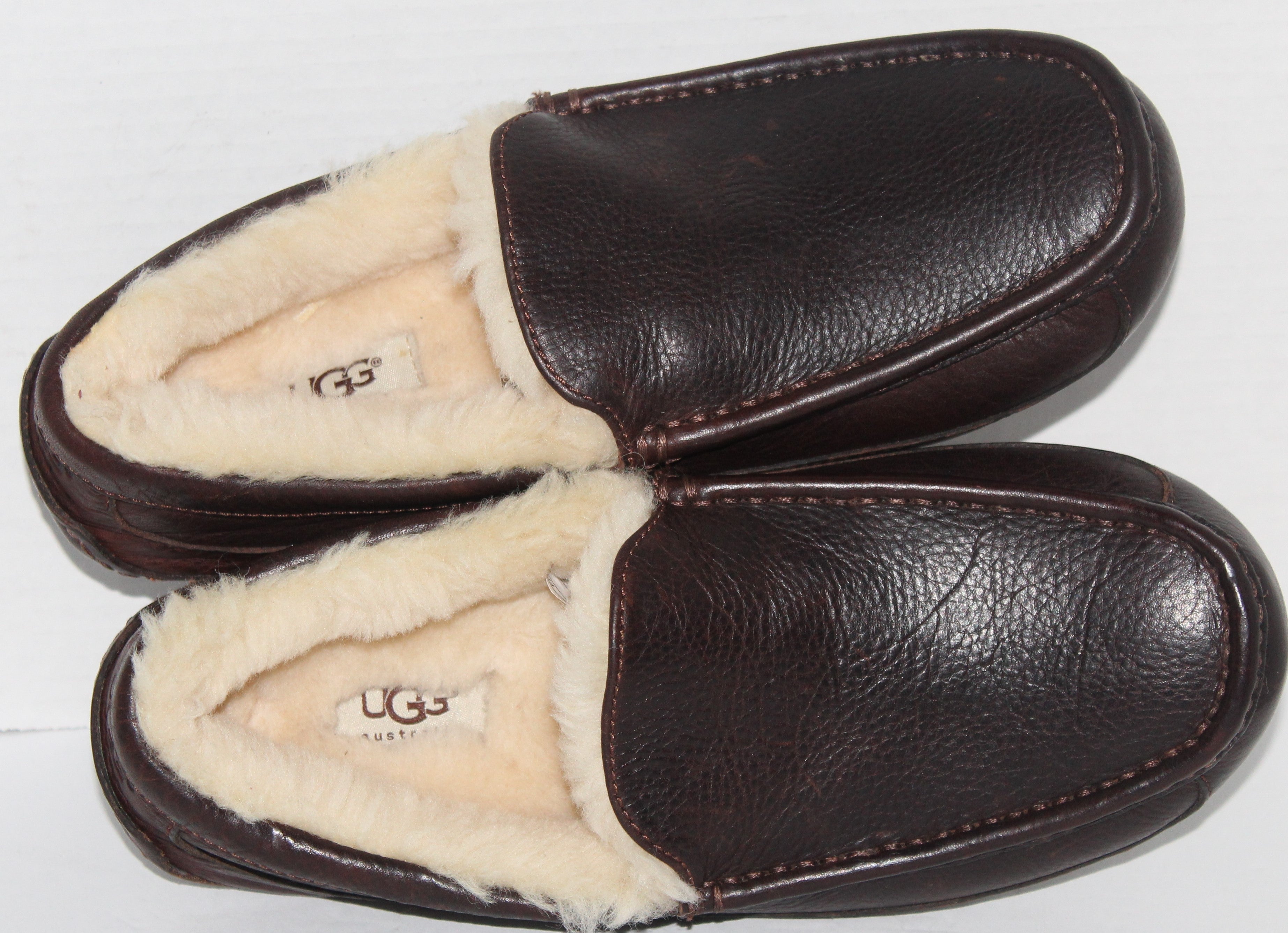 Men Shoes "UGG" House Loafers Size US 8 EU 40.5 Brown Leather NEW