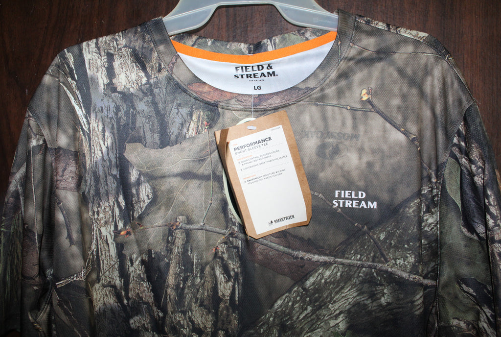 Men Short Sleeve Tee "FIELD & STREAM Size LARGE CAMO NWT