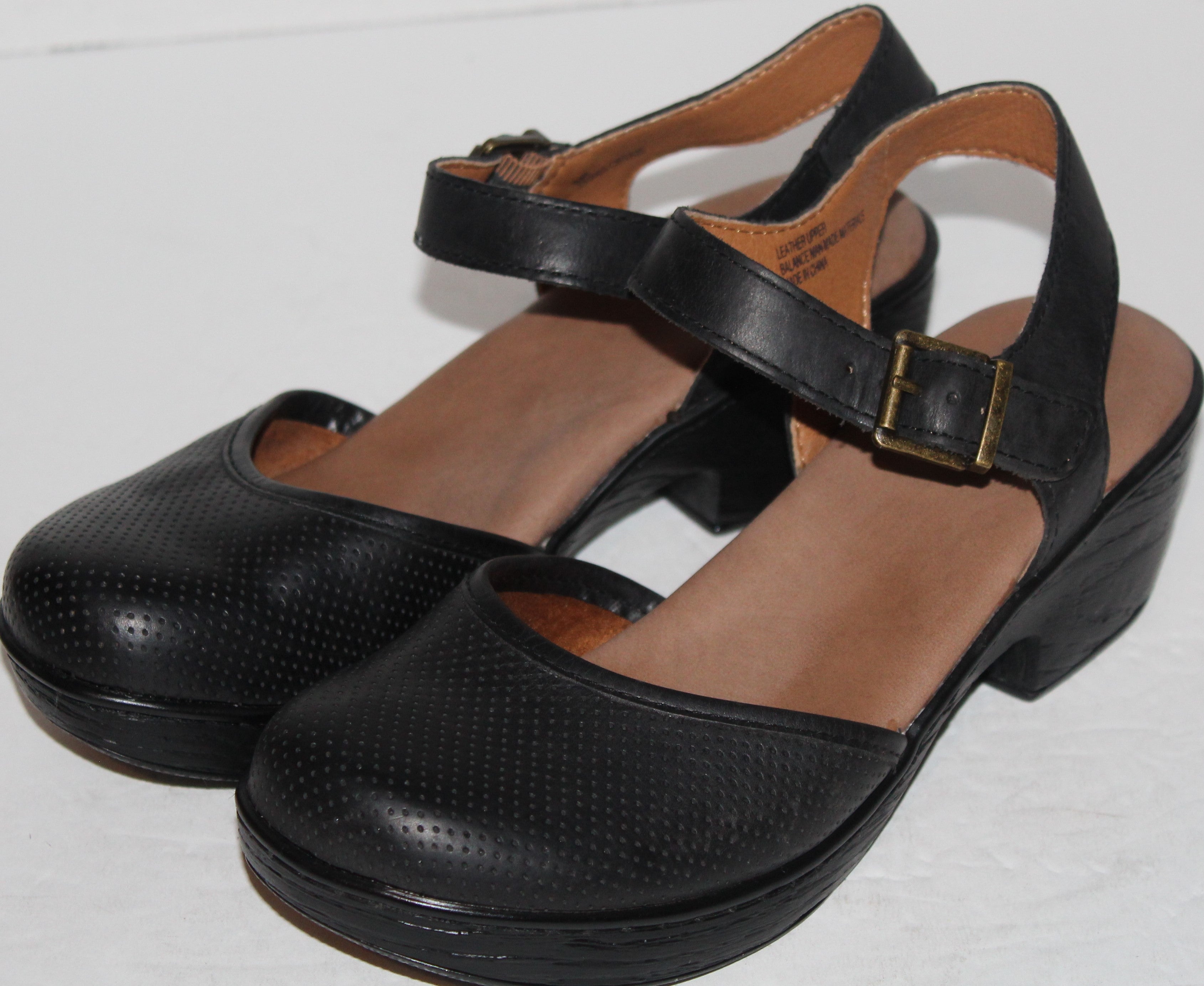 Women Shoes "BOC" Sandals Size 8M Black Leather
