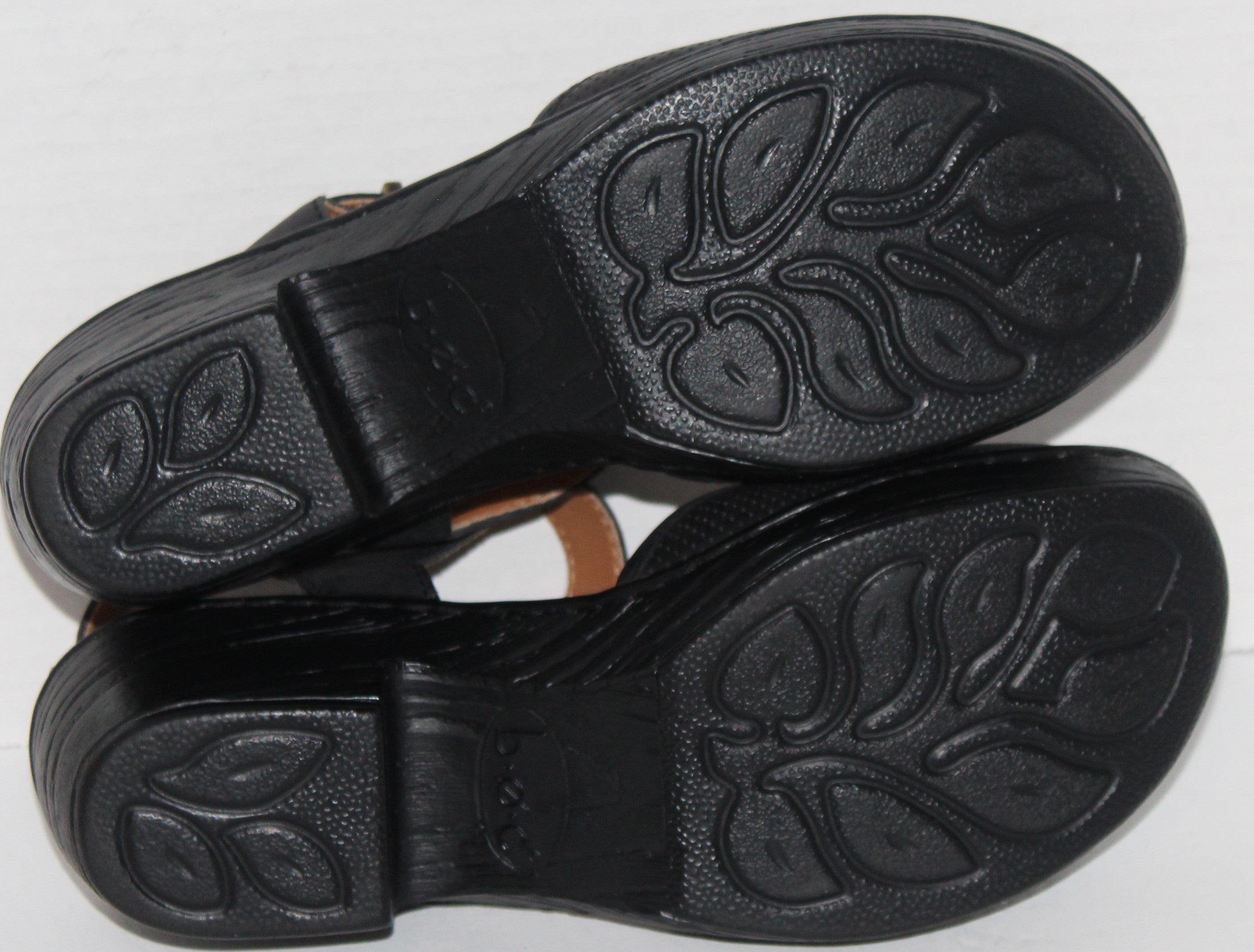 Women Shoes "BOC" Sandals Size 8M Black Leather