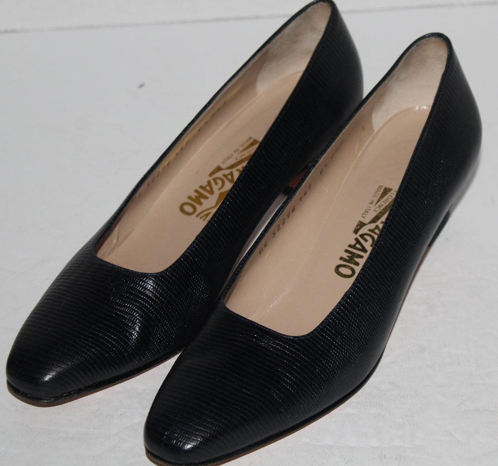 Women Shoes "SALVATORE FERRAGAMO" Pumps Size 8.5AAA Blue Italy