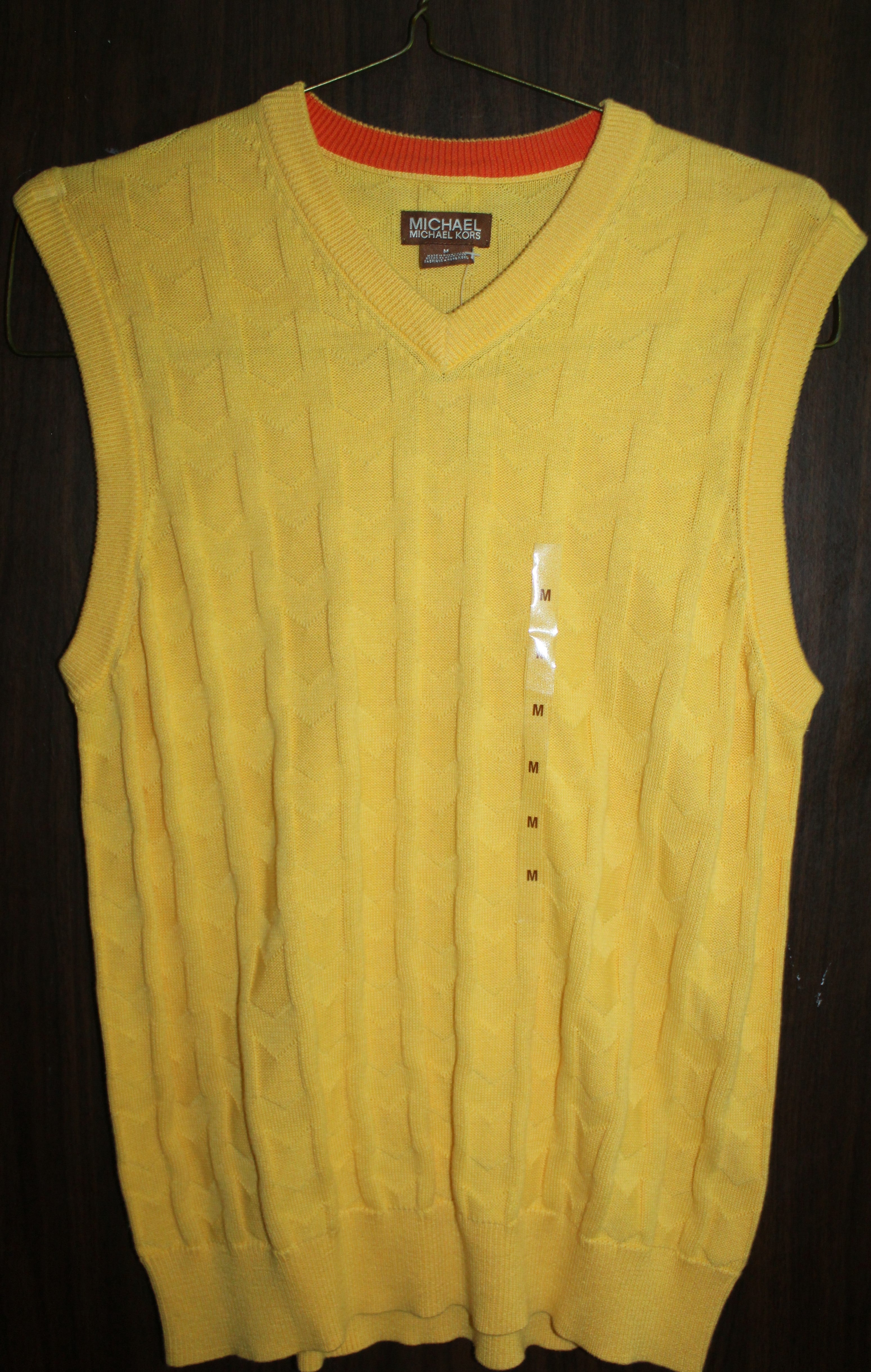 Men Sweater "MICHAEL KORS" Size MEDIUM Yellow NWT