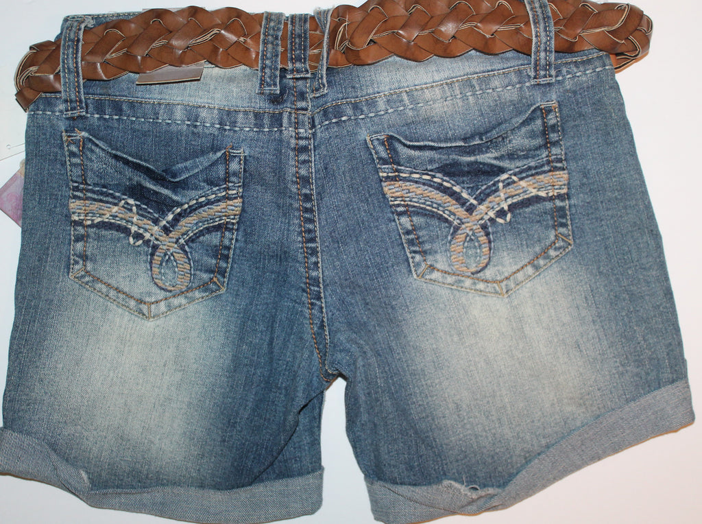Women Shorts "TRUCE" Size 7 Belted Denim NWT