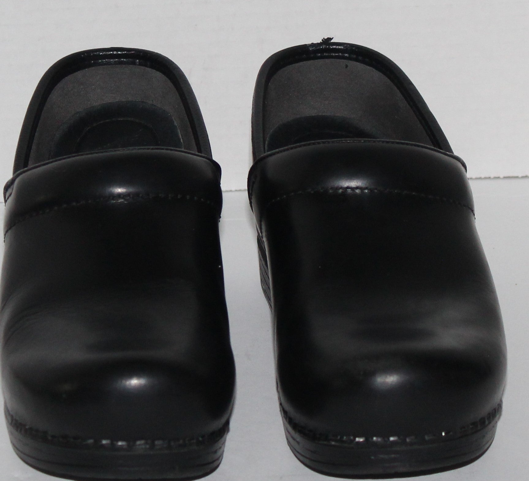 Women Shoes "DANSKO"Leather Clogs Size US 7.5 EU 38 Black
