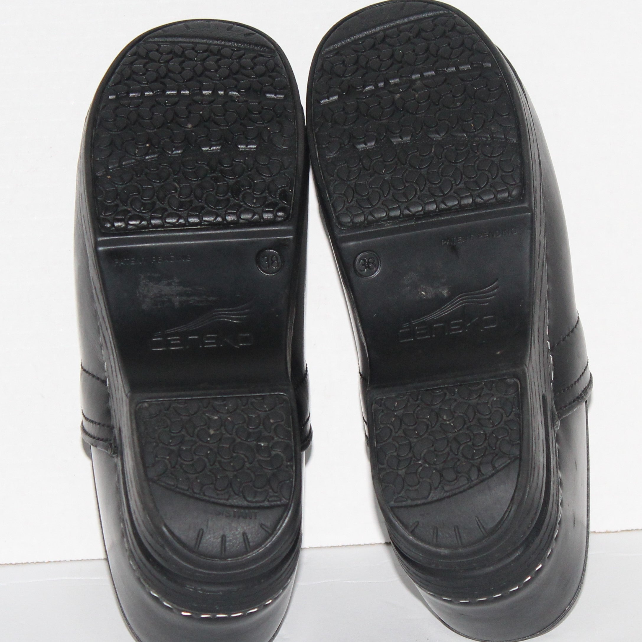 Women Shoes "DANSKO"Leather Clogs Size US 7.5 EU 38 Black