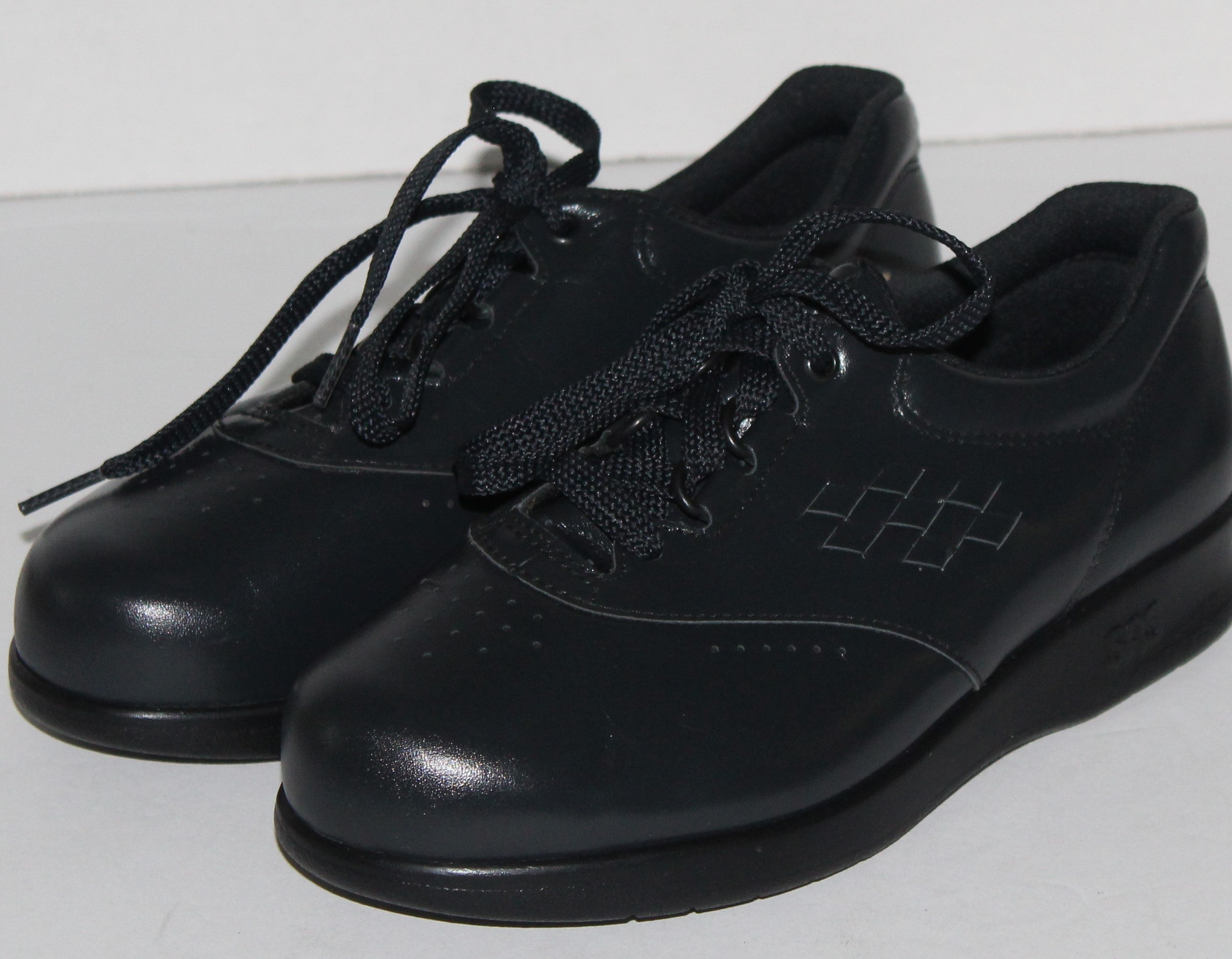 Women Shoes "SAS" Oxfords Size 5WW Blue Tri-Pad Comfort NEW