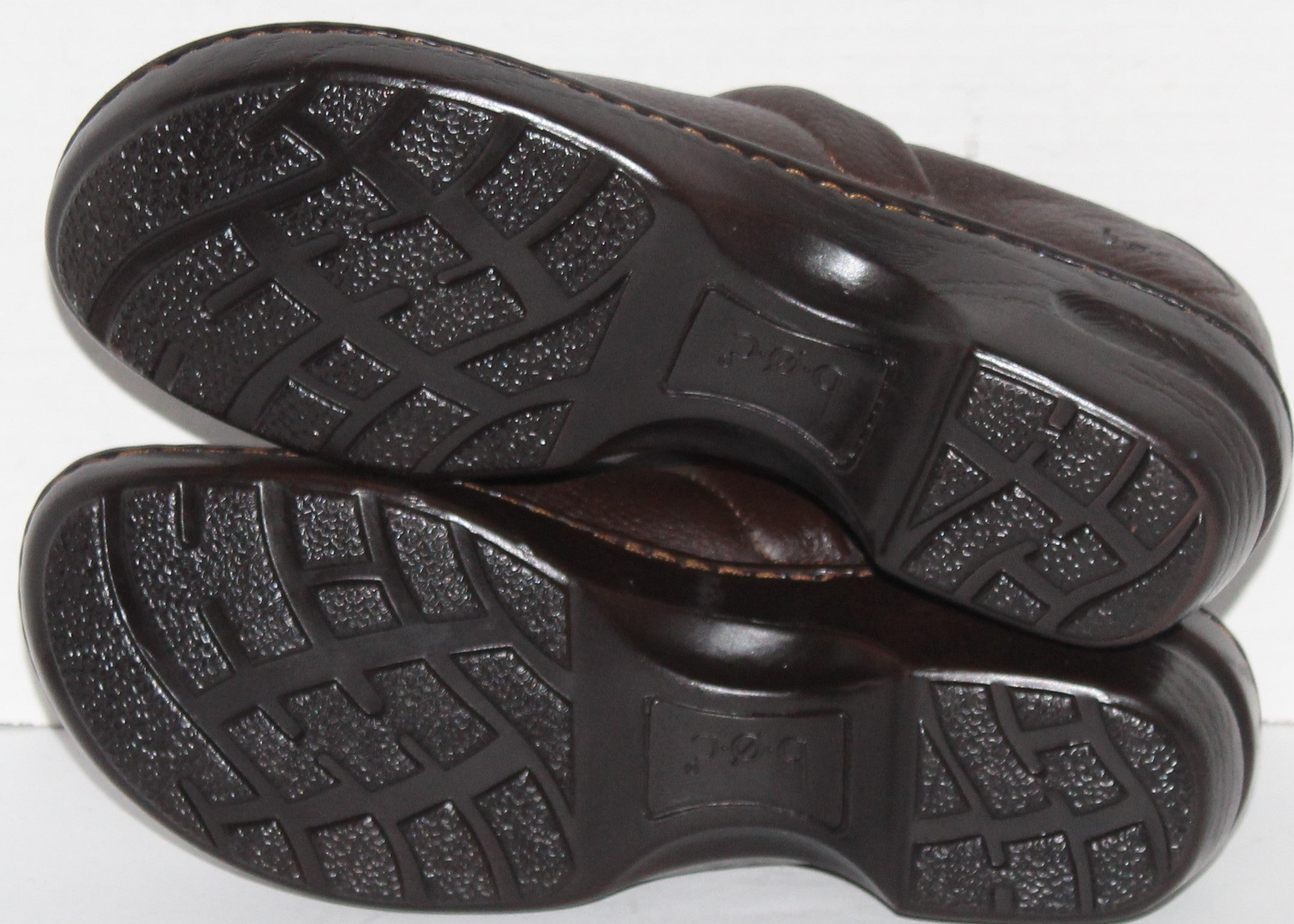 Women Leather Loafers "B.O.C" Size 8M Brown NEW