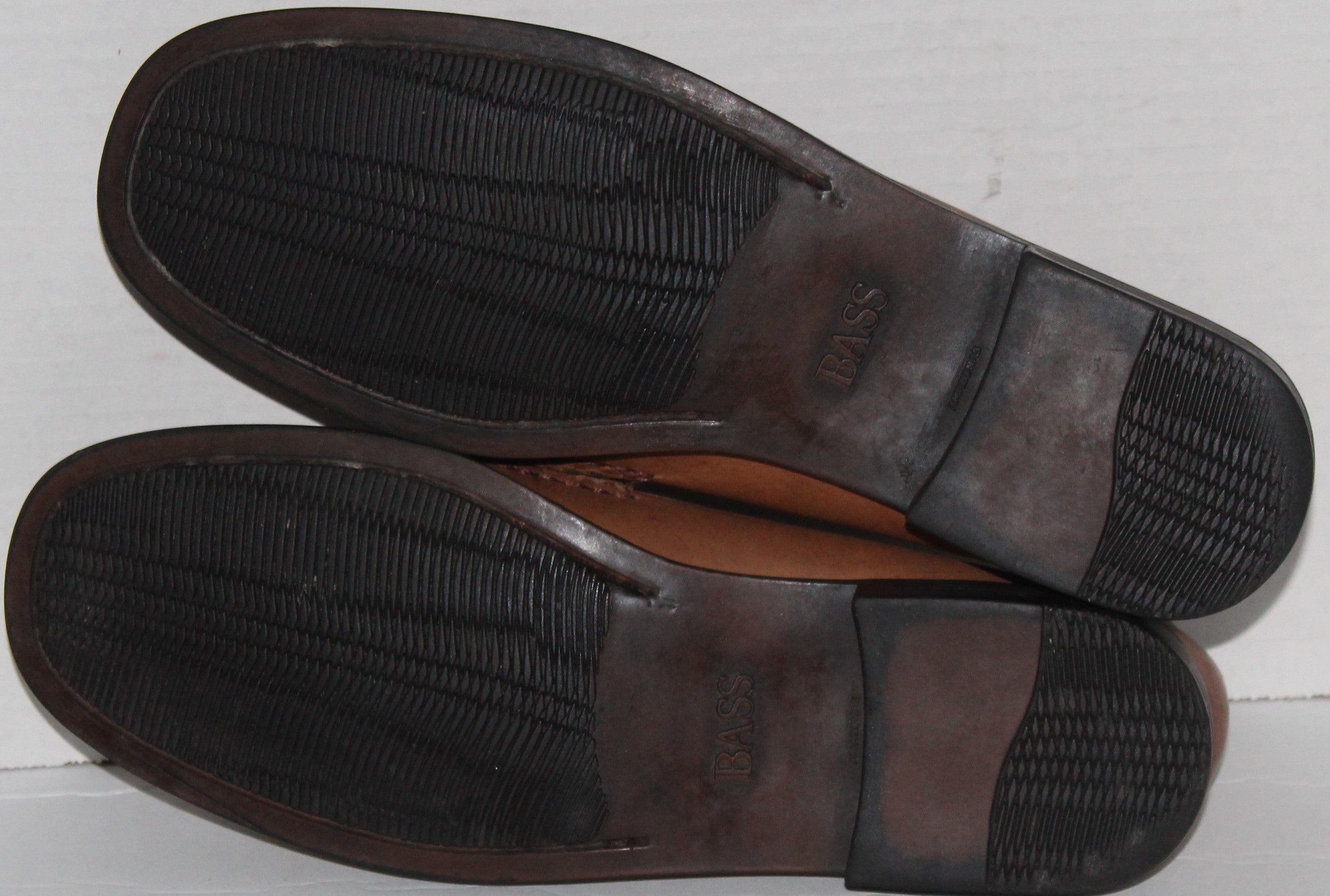 Men Leather Loafers "BASS" Weejuns Size 10M Brown