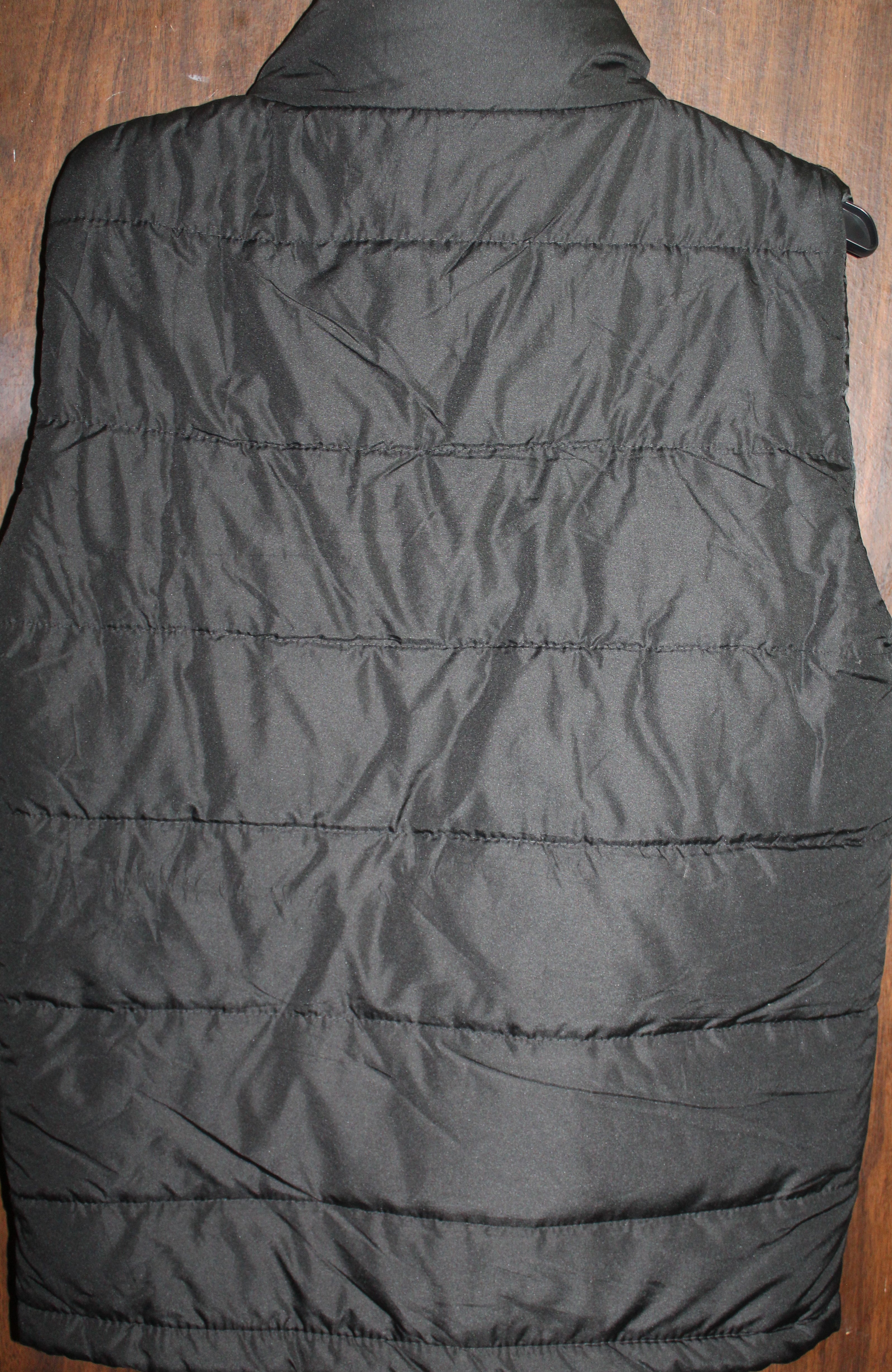 Men Vest "OPEN TRAILS" Size LARGE Black NWT