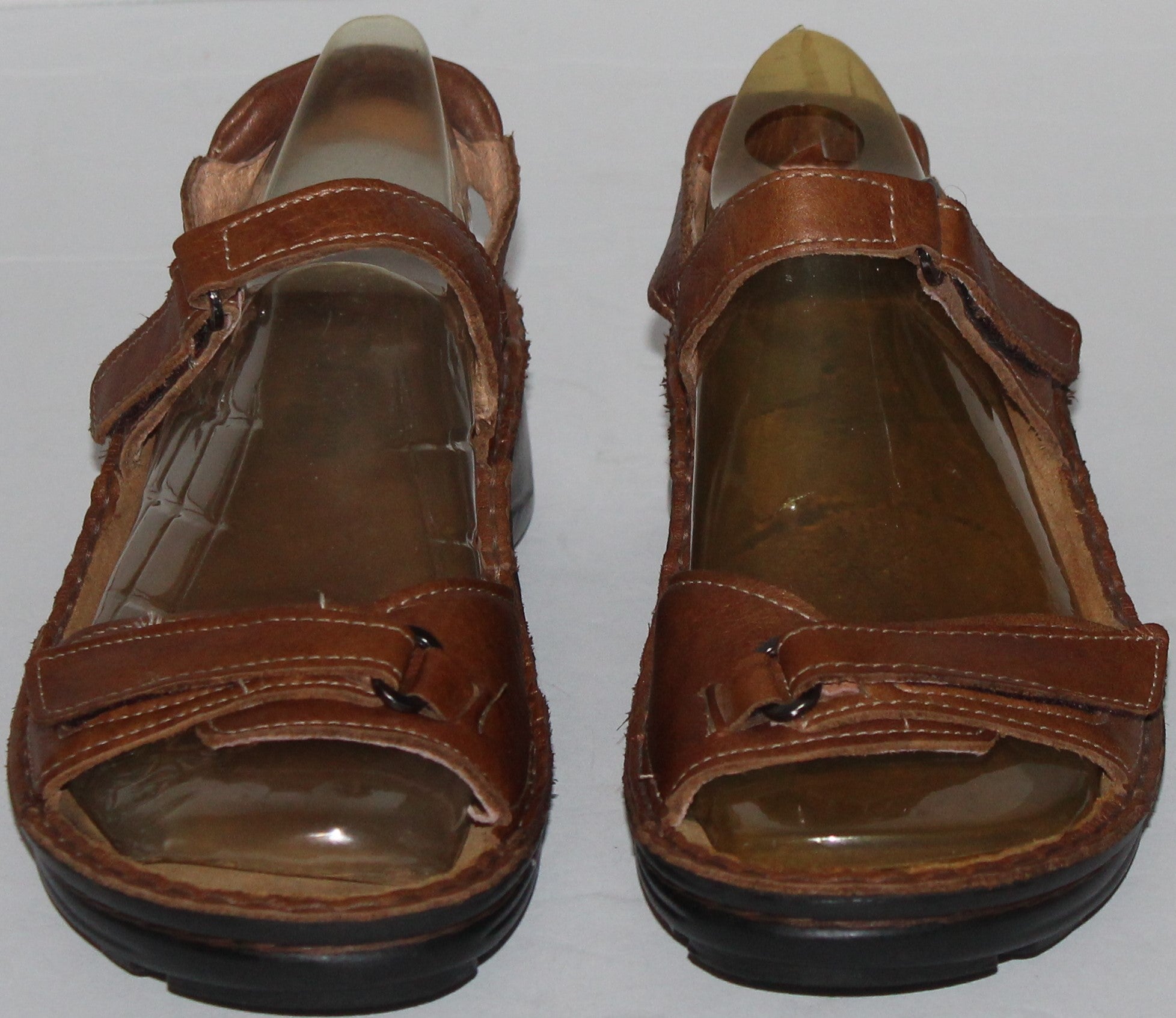 Women Shoes "NAOT" Sandals Size US 9.5 EU 40 Brown Leather