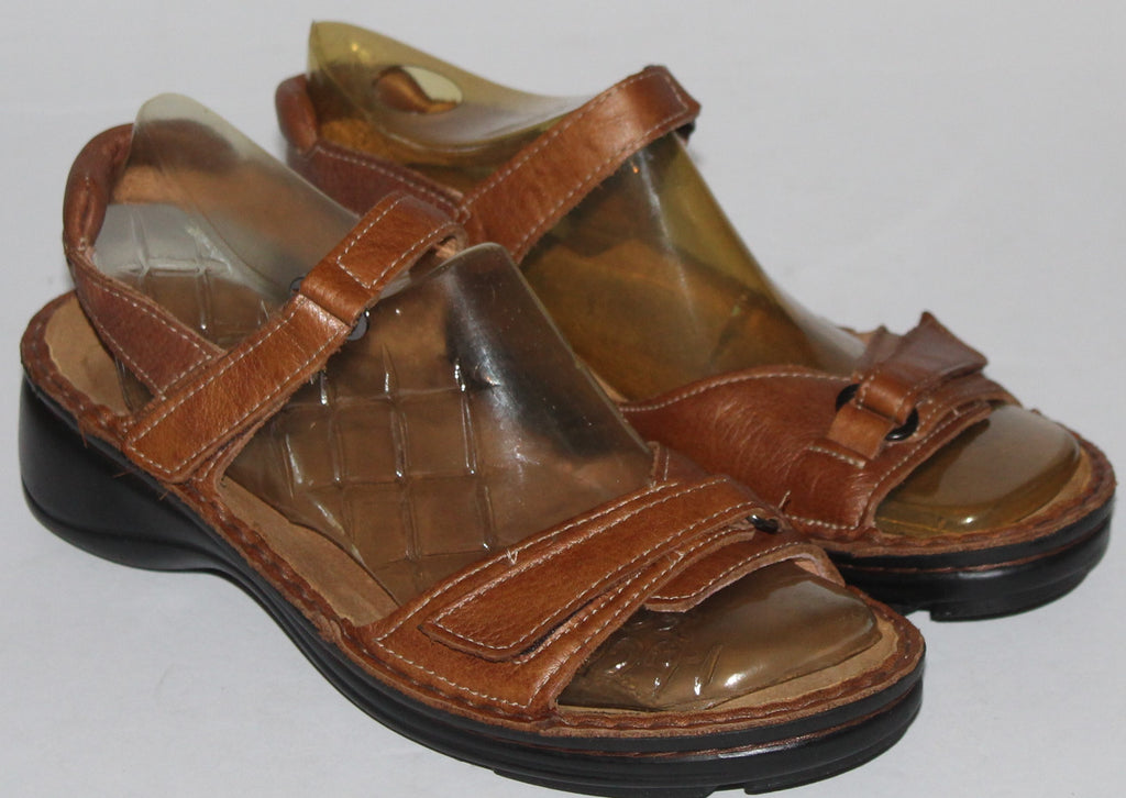 Women Shoes "NAOT" Sandals Size US 9.5 EU 40 Brown Leather