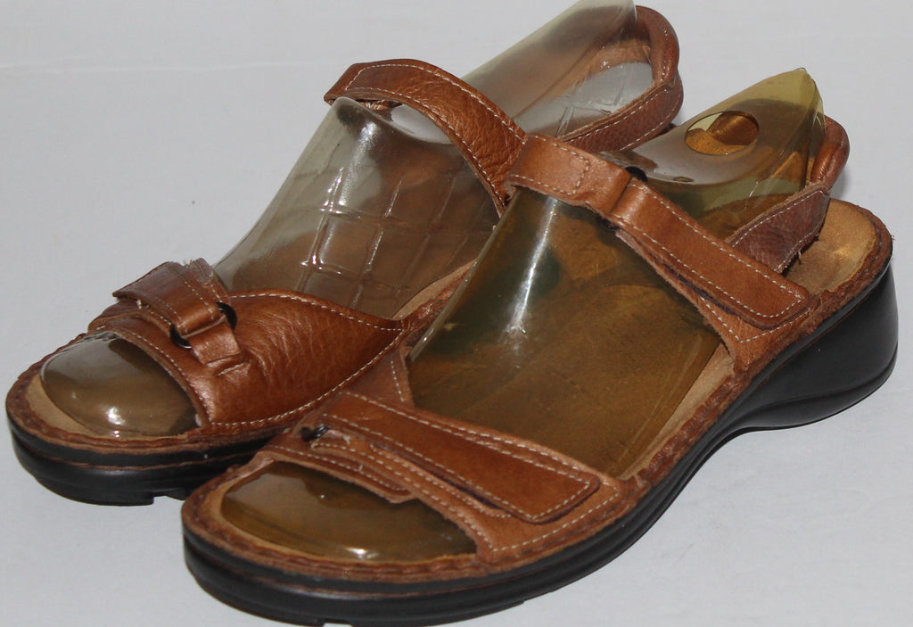 Women Shoes "NAOT" Sandals Size US 9.5 EU 40 Brown Leather