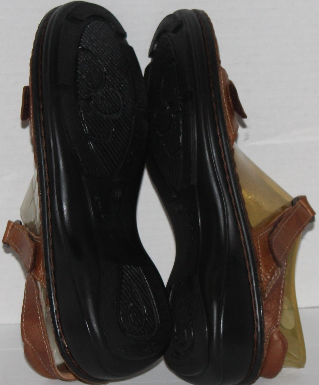 Women Shoes "NAOT" Sandals Size US 9.5 EU 40 Brown Leather