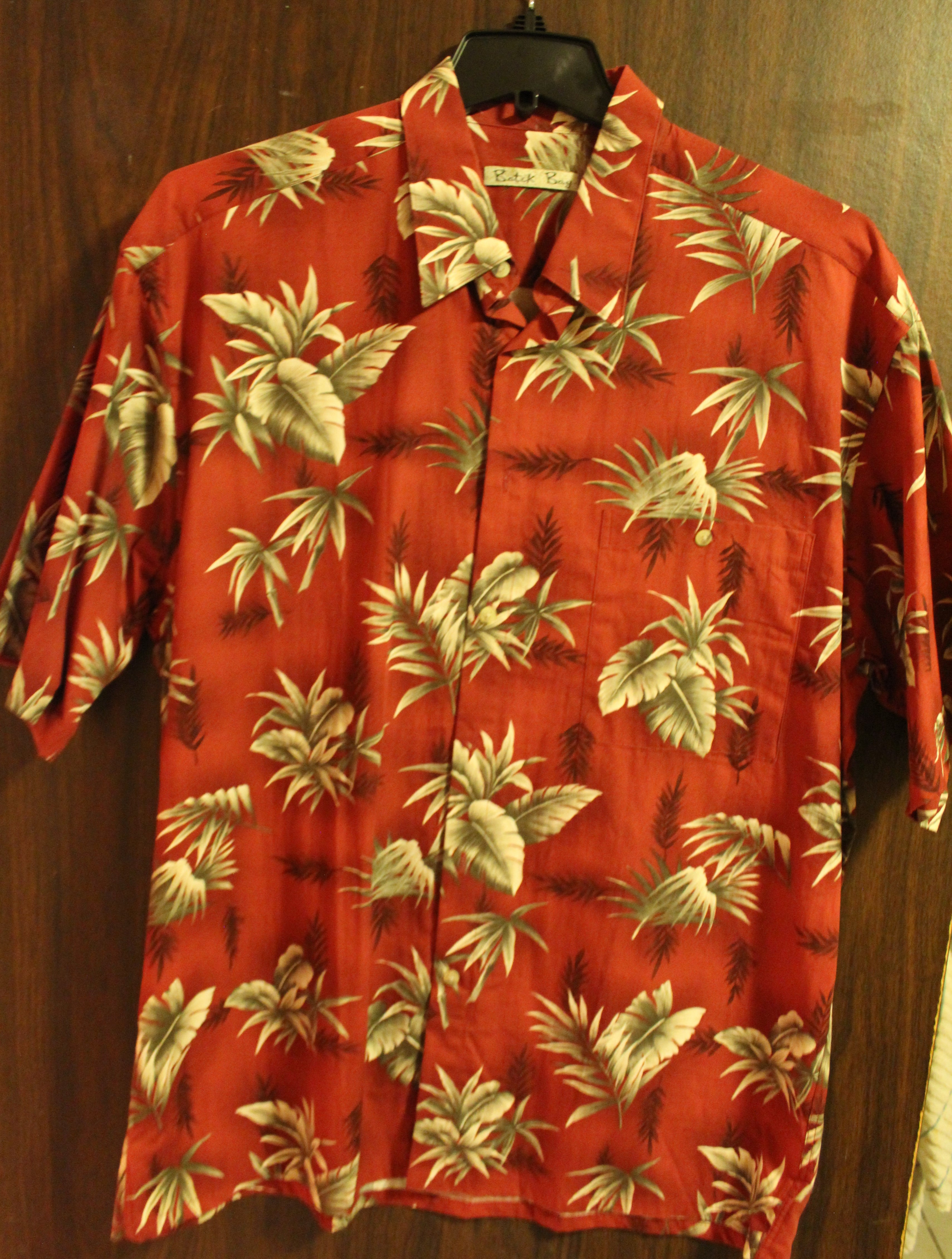 Men Short Sleeve Casual Shirt "Batek Bay" Size X-LARGE 100% cotton Multi-Color New